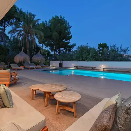 Villa Ca Naomi By Marhen Homes