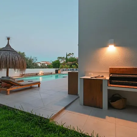 Villa Ca Naomi By Marhen Homes